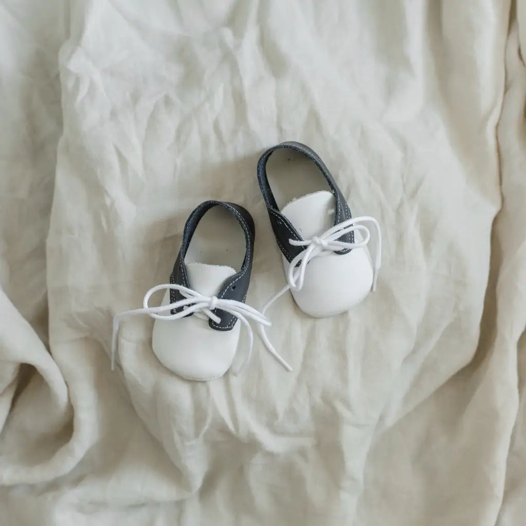 William Crib Shoe White/Navy*