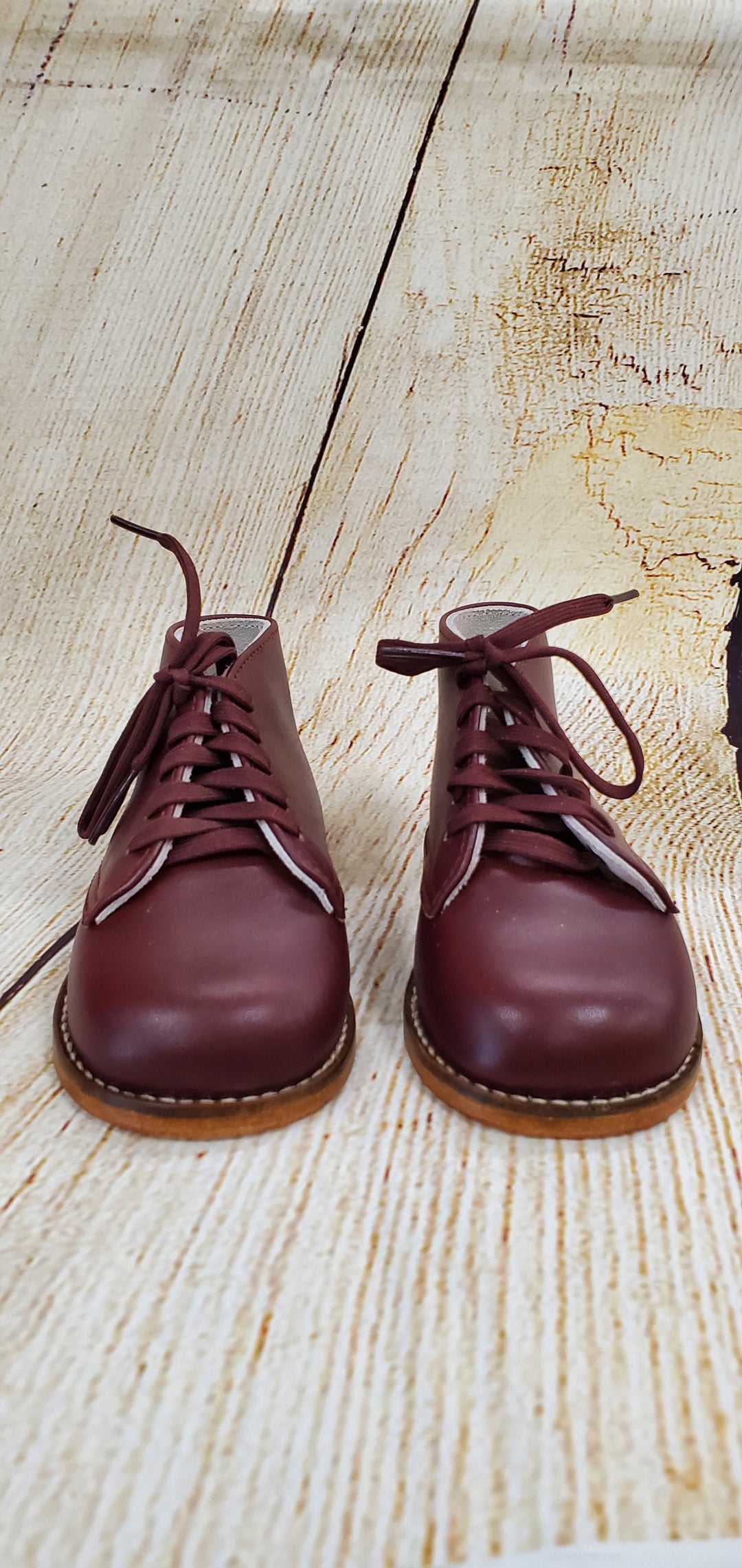 Henry First Walker Burgundy*